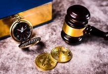 Martelo da Justiça, relógio e Bitcoin