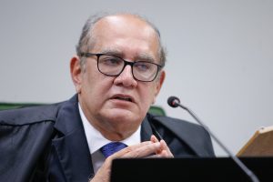 Ministro Gilmar Mendes do STF em sessão Bitcoin criptomoedas