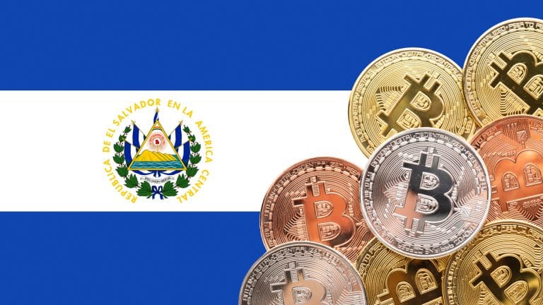 Bandeira de El Salvador e Bitcoins