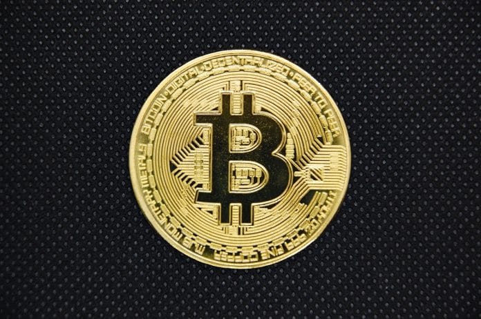 Bitcoin com fundo