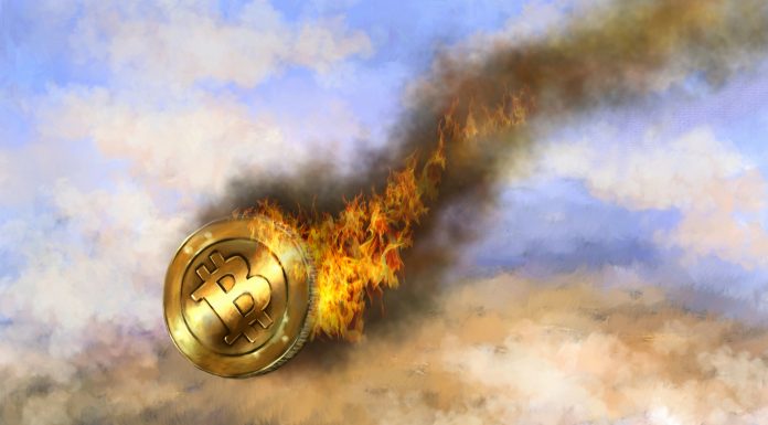 Bitcoin pegando fogo em queda, colapso da moeda digital