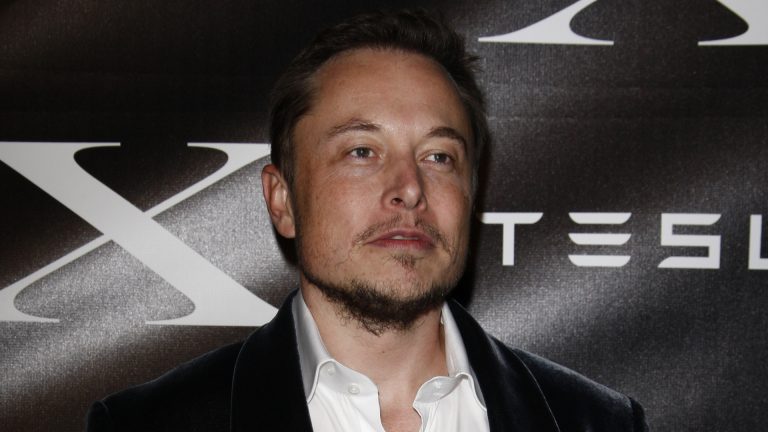 Elon Musk em evento da Tesla