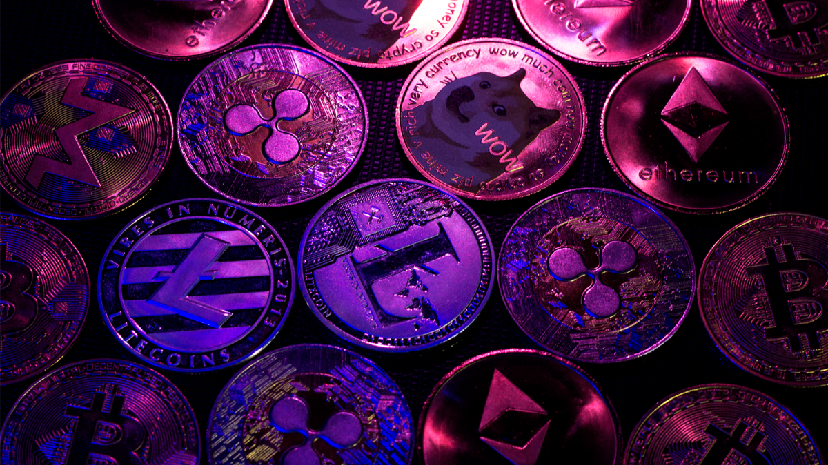 Altcoins com fundo vermelho. (Imagem Pixabay)