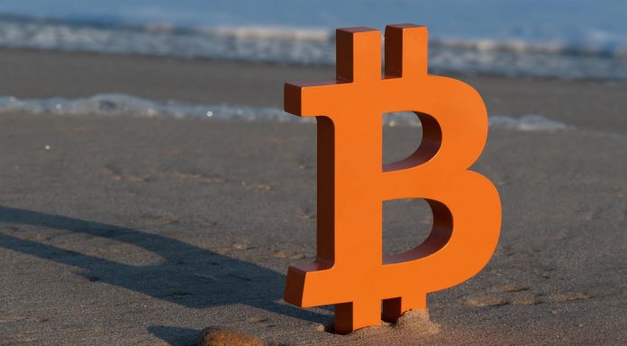 Bitcoin na praia