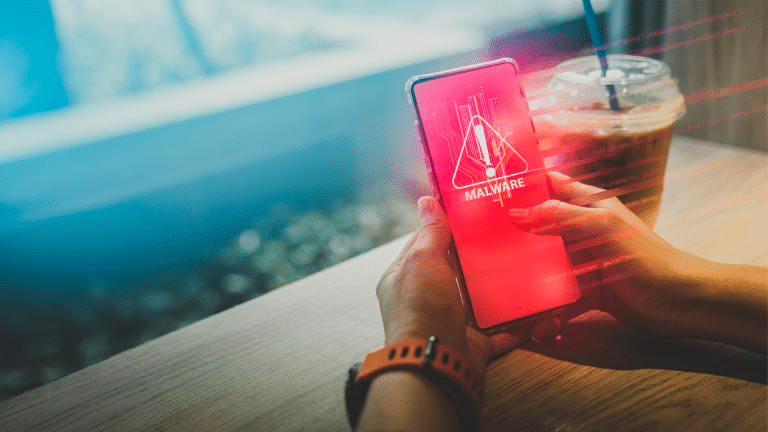 Malware em celular criptomoedas ataque hacker
