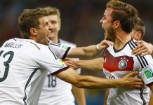 Gotze, da Alemanha, comemora gol durante a partida final da Copa do Mundo de 2014 entre Alemanha e Argentina no Estádio do Maracanã