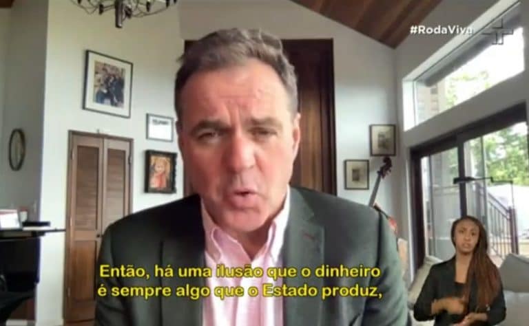 Historiador Niall Ferguson falou que dinheiro não pertence apenas ao estado