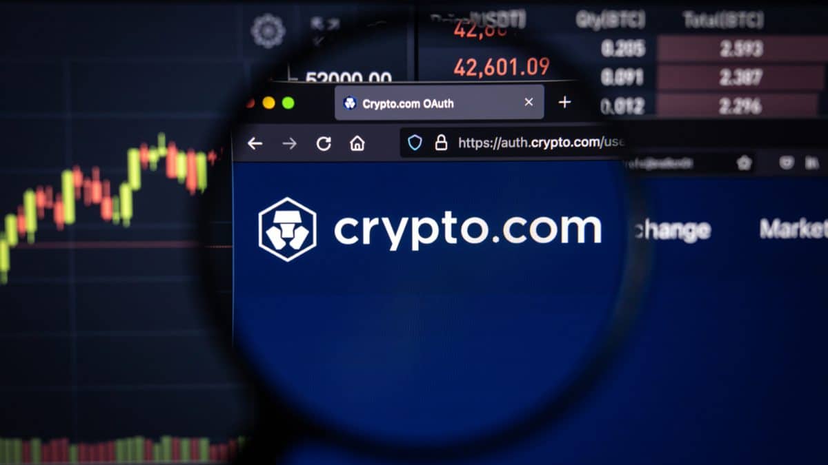 Lupa de olho em sistema de autenticação da corretora Crypto.com