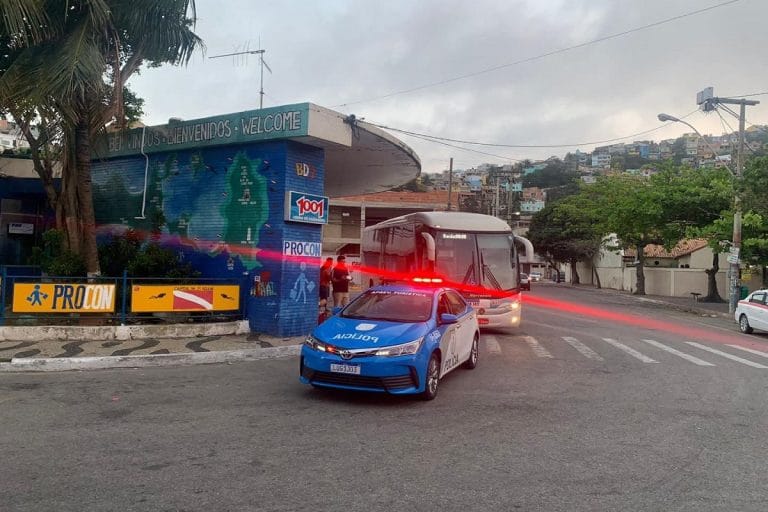 Viatura da PM de Cabo Frio em ronda