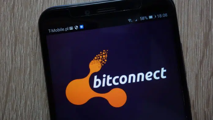 BitConnect exibido em um smartphone