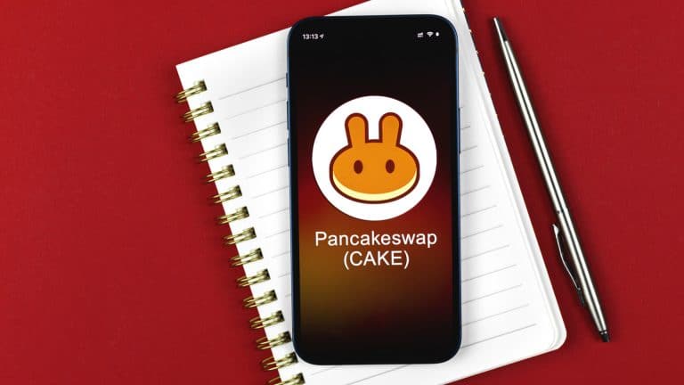 PancakeSwap com caderno de lista com fundo vermelho