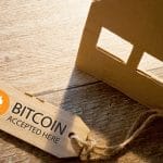 Placa de Bitcoin aceito aqui próximo de casa