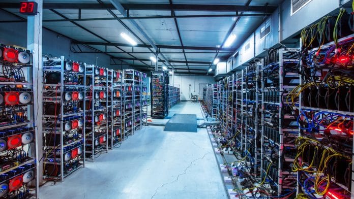 Fazenda de mineração de criptomoedas.