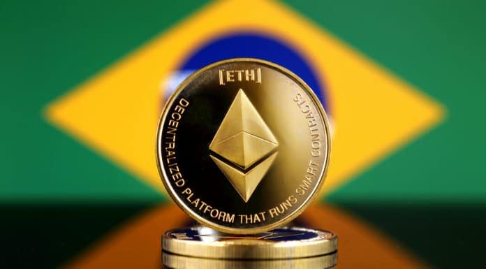 Criptomoeda Ethereum em frente a bandeira do Brasil