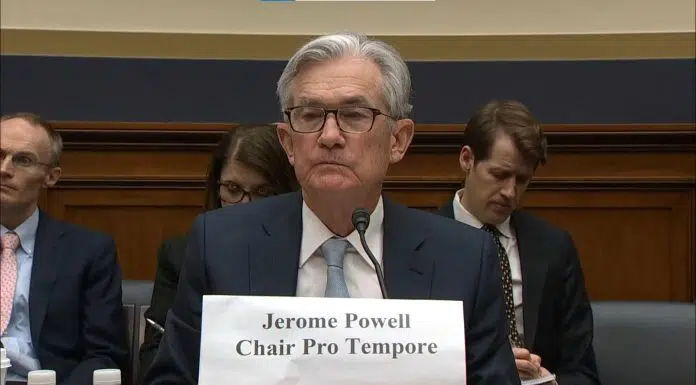 Jerome Powell, presidente do Federal Reserve dos EUA. Fonte: YouTube/Reprodução