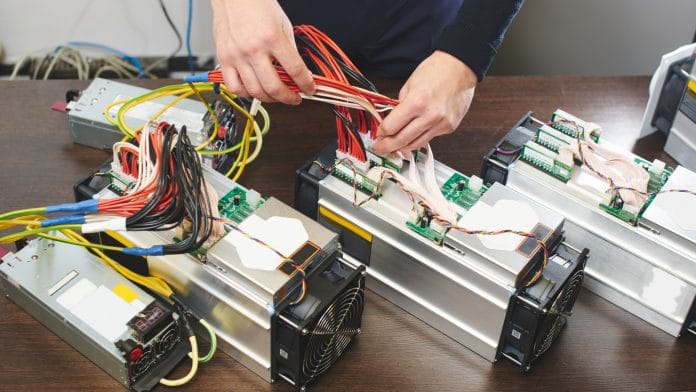 Equipamentos de mineração de Bitcoin (ASIC)