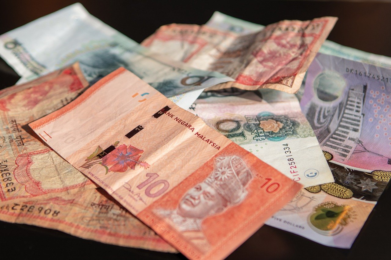 “Malásia deve adotar o Bitcoin como moeda”, diz vice-ministro