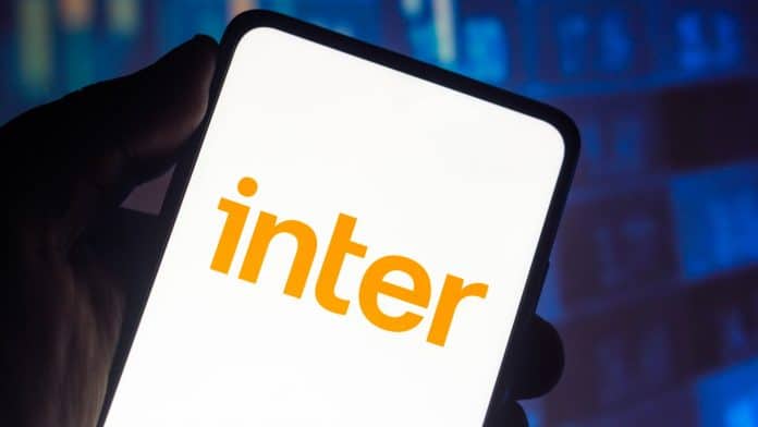 Banco Inter em tela de celular