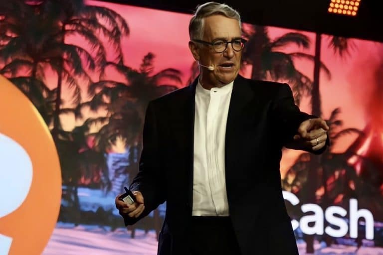 Bilionário mexicano fala em convenção de Bitcoin