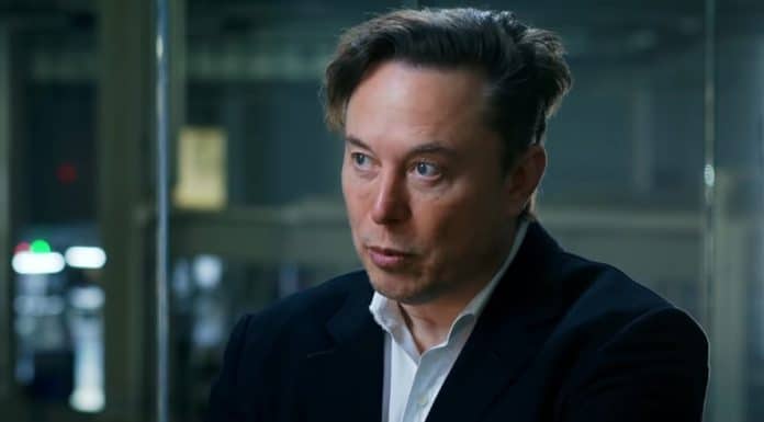 Elon Musk em entrevista