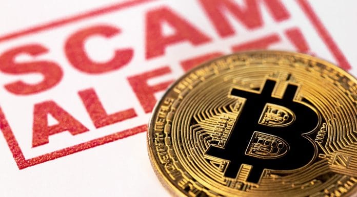 Alerta de scam com imagem do Bitcoin e criptomoedas