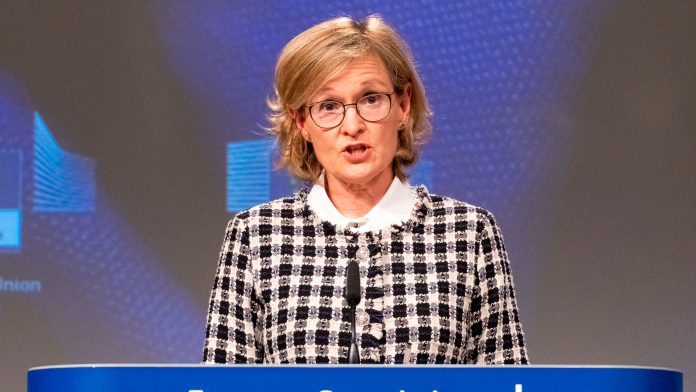 Mairead McGuinness, Comissária Europia para a Estabilidade Financeira, Serviços Financeiros e União dos Mercados de Capitais.