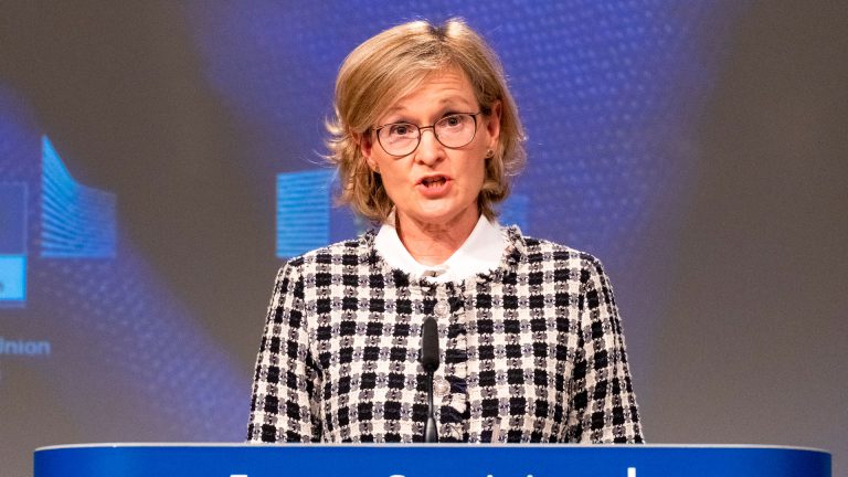 Mairead McGuinness, Comissária Europia para a Estabilidade Financeira, Serviços Financeiros e União dos Mercados de Capitais.