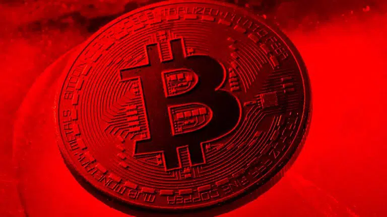 Moeda Bitcoin em gelo vermelho
