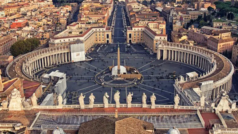 Piazza San Pietro na Cidade do Vaticano