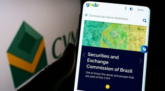 Site e aplicativo da CVM no Brasil