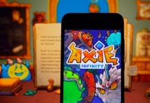 Smartphone mostrando o jogo Axie Infinity.