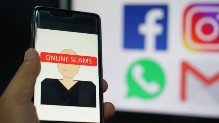 Golpes online pelo WhatsApp, Facebook e Instagram e Gmail