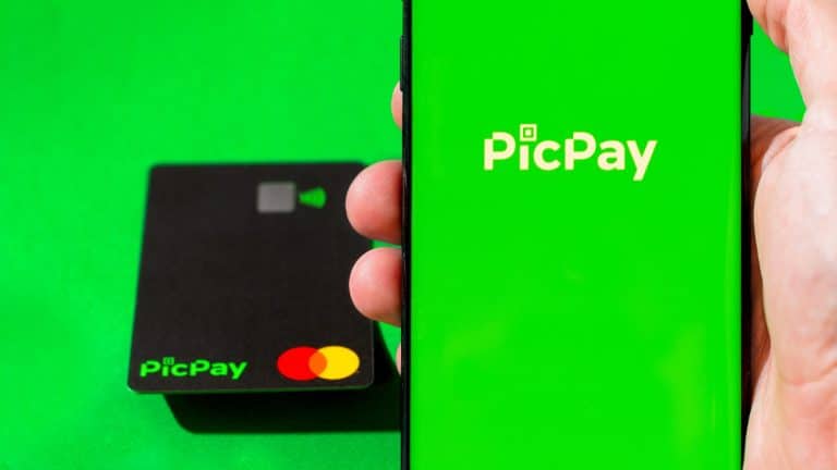 Cartão e aplicativo do PicPay, bitcoin e criptomoedas
