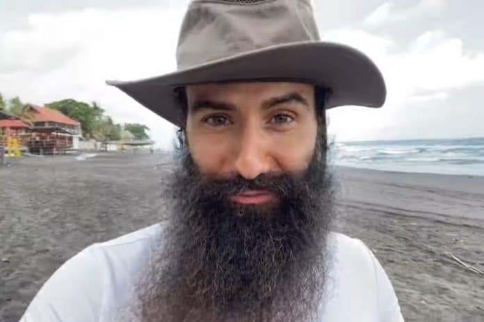 Fã do bitcoin se muda para El Salvador e conta desafios da adaptação