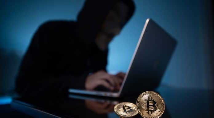 Hacker tenta invadir e roubar bitcoin e criptomoedas