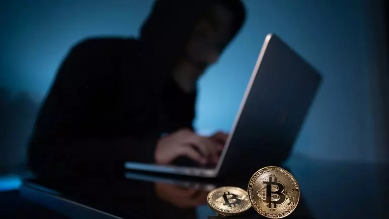 Hacker tenta invadir e roubar bitcoin e criptomoedas