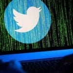 Símbolo do Twitter em página hackeada