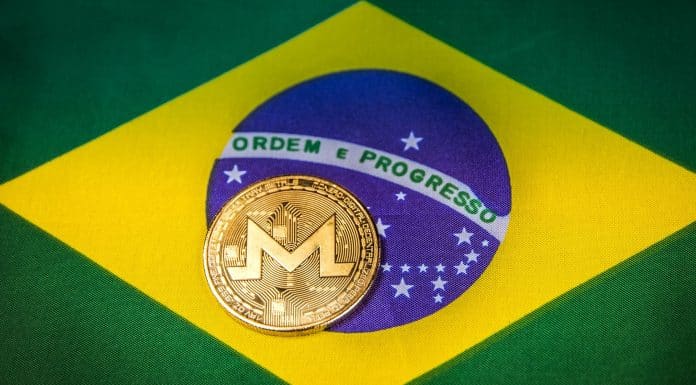 Bandeira do Brasil e criptomoeda Monero (XMR), minerada por malware.