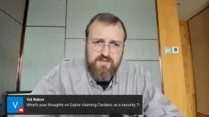 Charles Hoskinson, fundador da Cardano, atacando o Bitcoin.