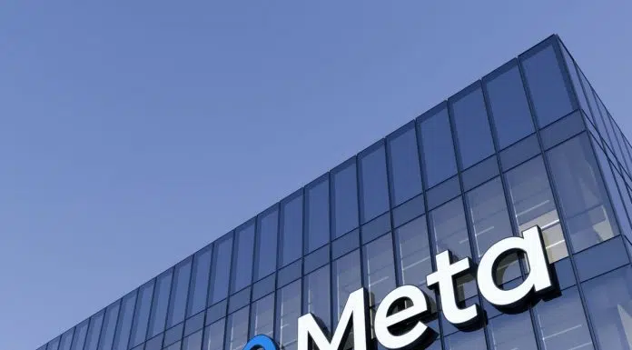 Logotipo da Meta em prédio.