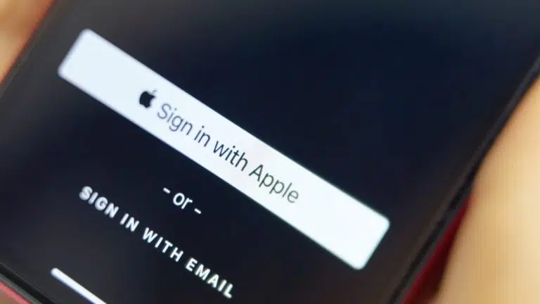 Dispositivo com Apple ID em destaque