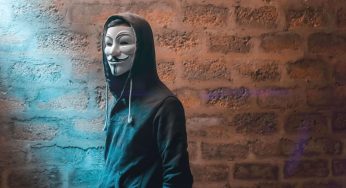 Anonymous manda mensagem para fãs da coleção de NFT Bored Ape