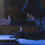 Hacker inconformado.