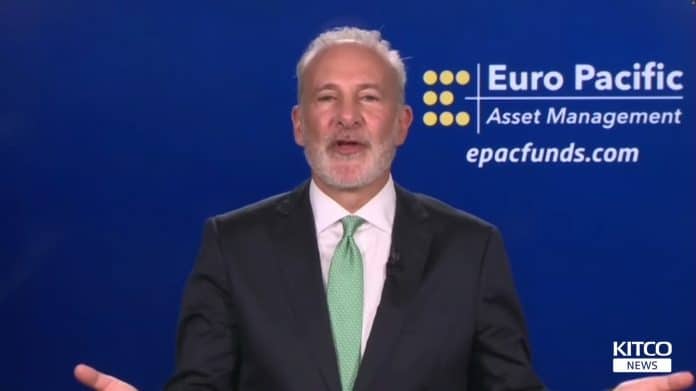 Peter Schiff em conversa com a Kitco News. Fonte: YouTube/Reprodução.