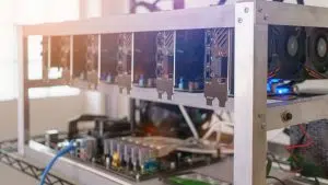 Rig de mineração de Ethereum.