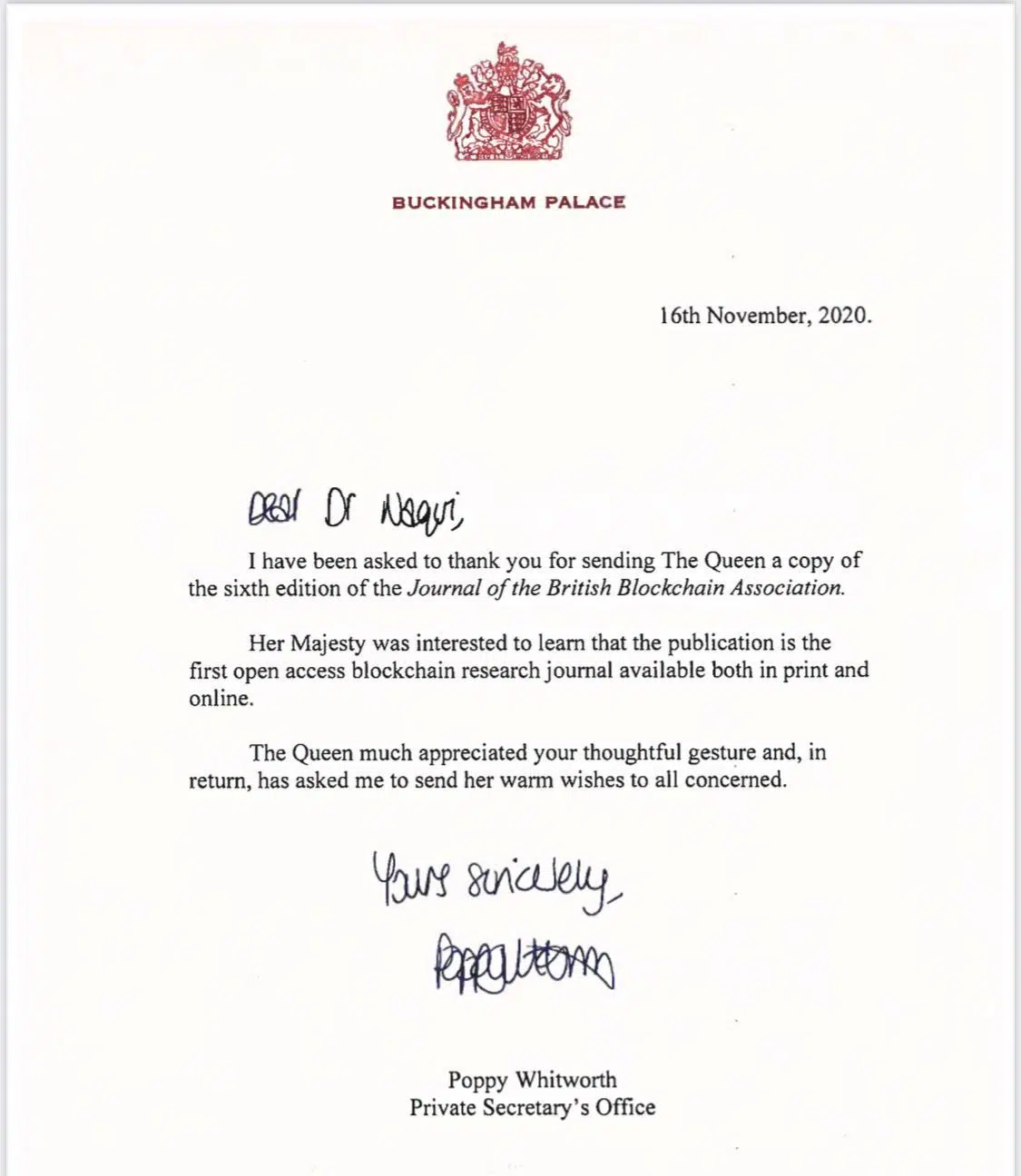 A la reina de Inglaterra le gustó recibir material que estudiaba la tecnología blockchain y envió una carta de agradecimiento