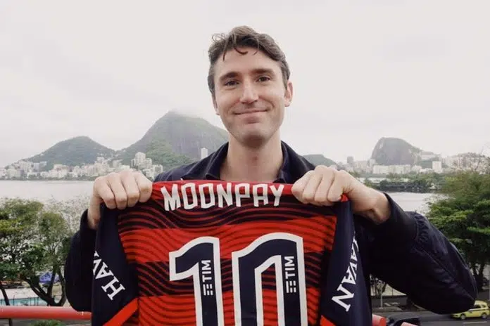Ivan Soto-Wright, CEO da MoonPay com camisa do Flamengo