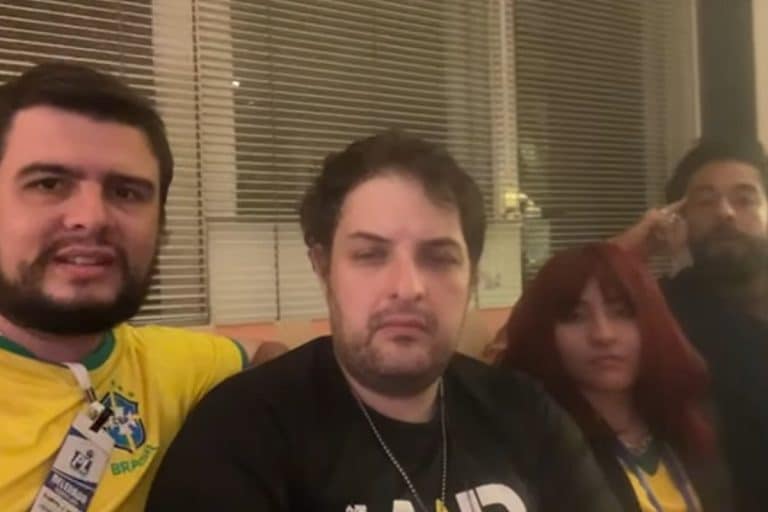 Em live, Paulo Kogos e seus apoiadores disseram ainda estar na luta pela liberdade no Brasil