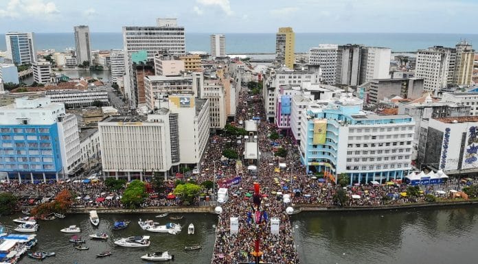 Galo da Madrugada em Recife - Foto: Sérgio Bernardo/PCR