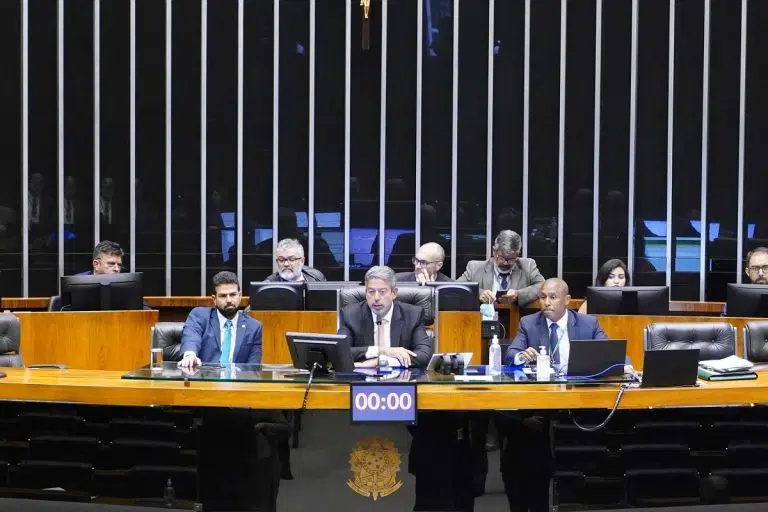 Plenário da Câmara dos Deputados reunido no dia 5 de outubro de 2022, com sessão para votação